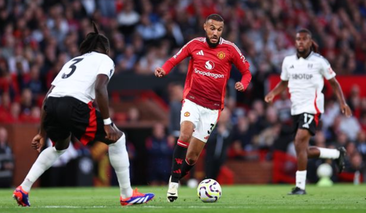 Manchester : Joshua Zirkzee Lifts Manchester United’s Spirits with Debut Goal Against Fulham