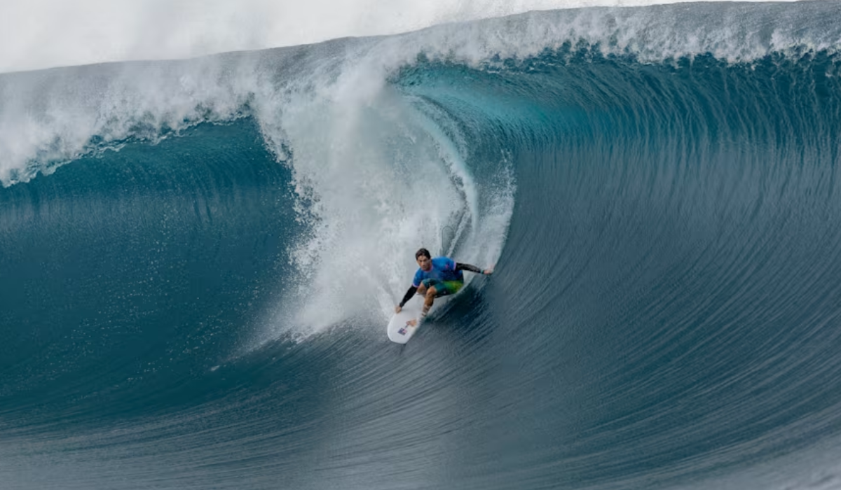 Surfing Olympics : Teahupo’o Competition Update